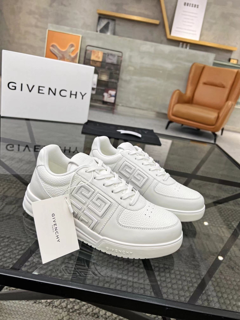 Givenchy Sneakers